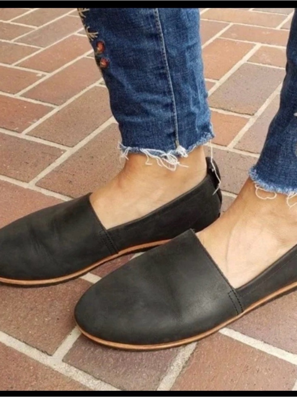 Sorel Ella Black Leather Slip-On Loafer Waterproof women’s size 8